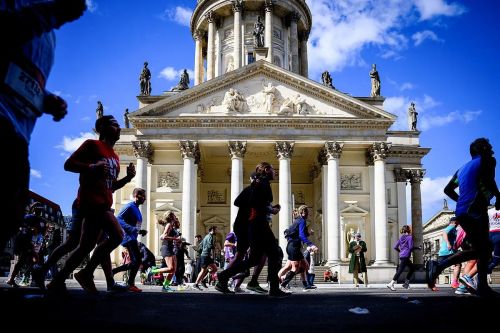 Foto offerta MEZZA MARATONA DI BERLINO | 21K, immagini dell'offerta MEZZA MARATONA DI BERLINO | 21K di Ovunque viaggi.